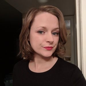 Meet your Posher, Allison
